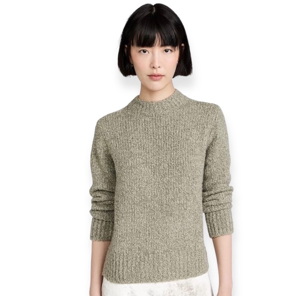 VINCE Merino wool, Silk‎ & Cashmere Sweater - Picture 1 of 13